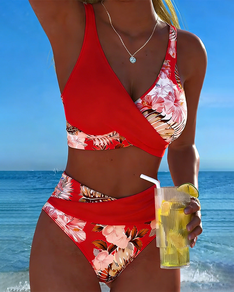 Bikini mit Kontrast-Blumenmuster und Schlitz