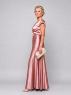 Samouse | Maxikleid mit Wickeloberteil und kurzen Ärmeln" 

Rewritten Title: "Samouse | Maxikleid mit Wickel-Design und kurzen Ärmeln