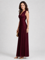 Lemar | Ärmelloses Midi-Kleid mit Plissee und V-Ausschnitt