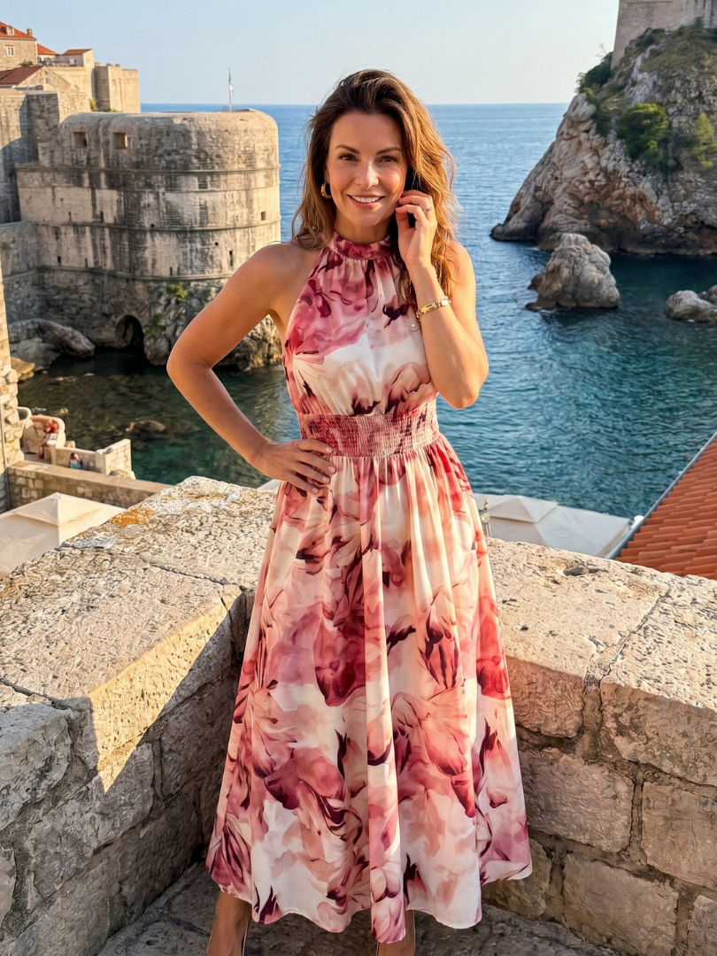 Olivia | Midikleid mit Raffung in der Taille und modernem Druckdesign