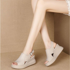 Deloria™ | Orthopädische Keil-Slingback-Sandalen