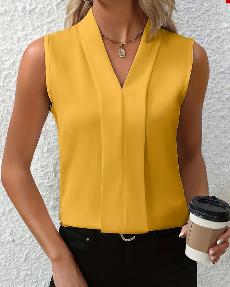 Nicole | Casual, wide V-neck top