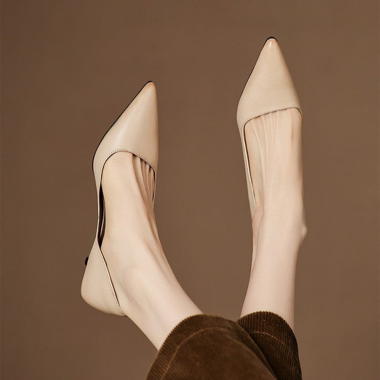 Orlisse Leder-Pumps mit Kitten-Absatz