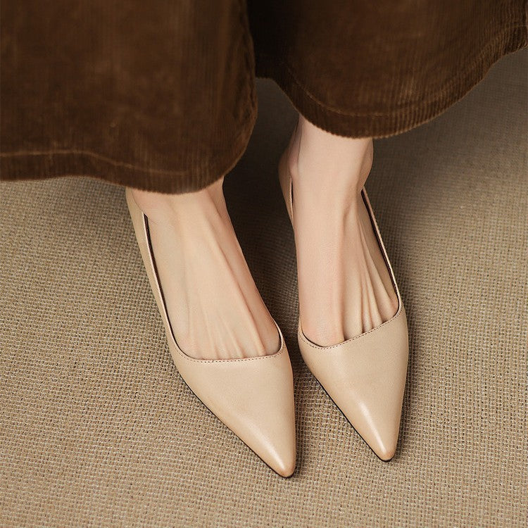 Orlisse Leder-Pumps mit Kitten-Absatz
