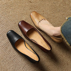 Elviera Pumps aus quadratischem Leder