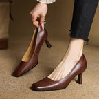 Elviera Pumps aus quadratischem Leder