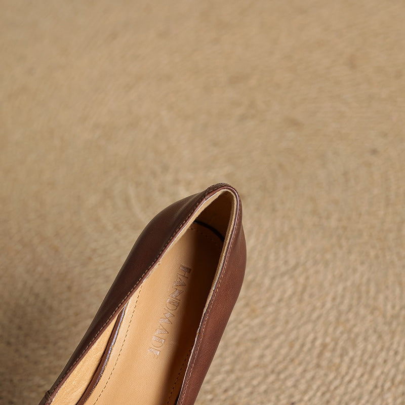 Elviera Pumps aus quadratischem Leder