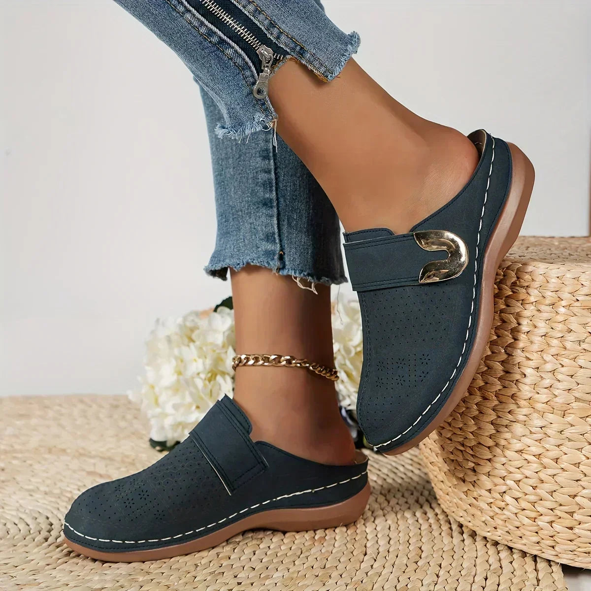 Marel - Elegante, stützende Keilsandalen