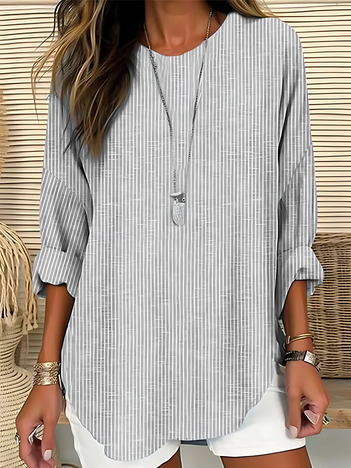 Olivia | Trendy Striped Blouse