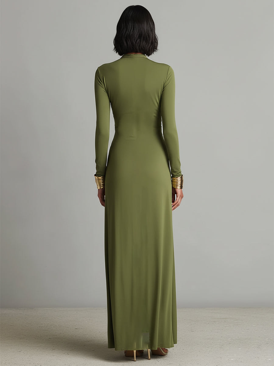 Olivfarbenes Maxikleid aus Seide mit V-Ausschnitt