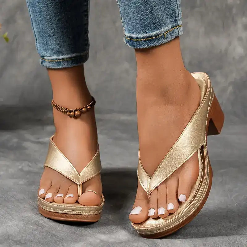 Yasmin – Elegant Relaxed Sandals